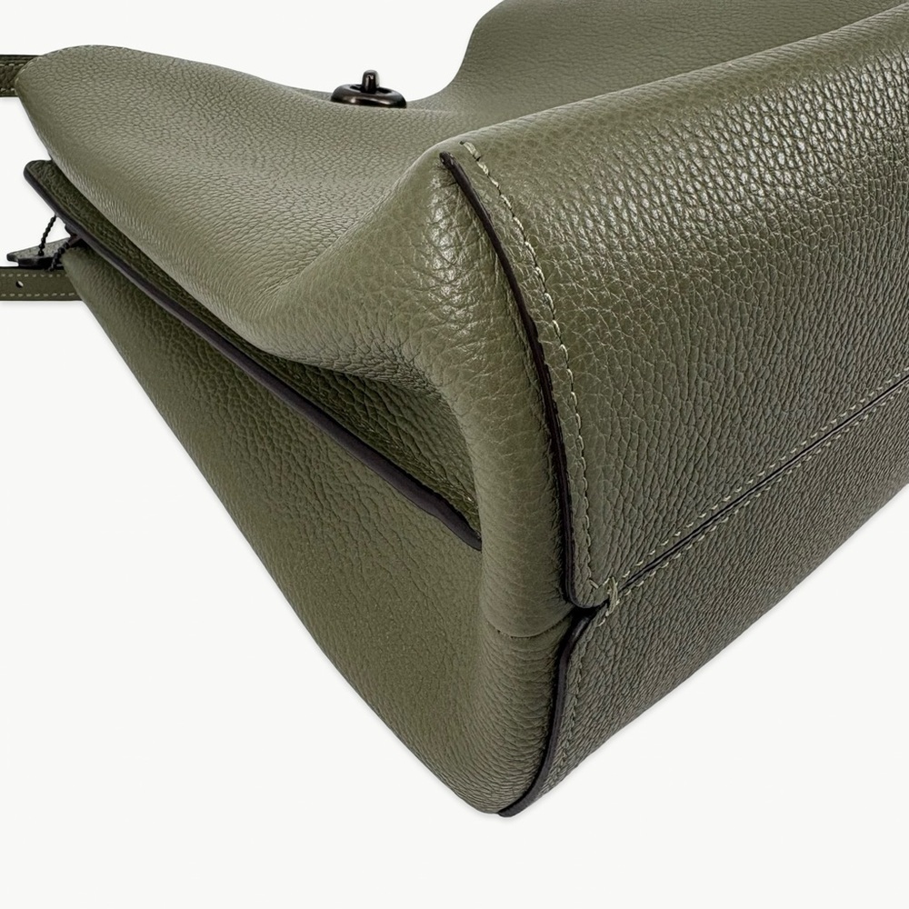 Coach Charlie Bucket 21 Crossbody Pebbled Leather Light Fern Green New Classic - Picture 15 of 15